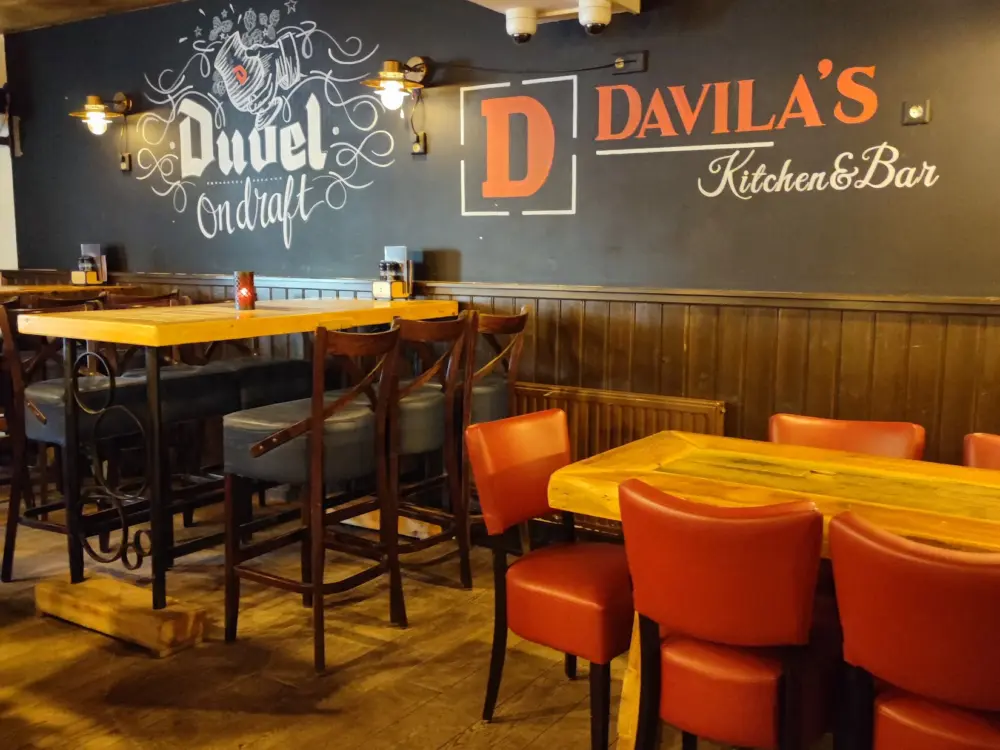 Davila's Kitchen & Bar in Renesse