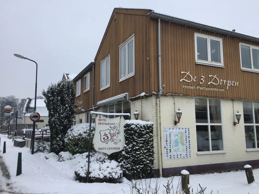 Hotel De Drie Dorpen in Ankeveen