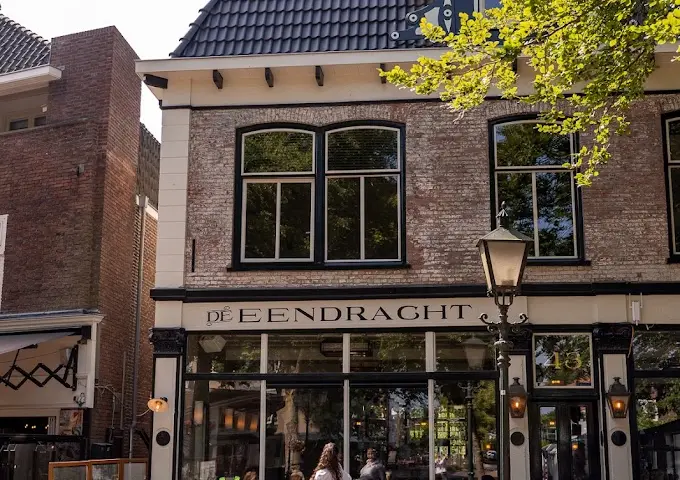 Restaurant De Eendracht in Vonk in Bussum