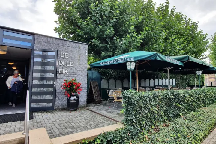 Restaurant De Holle Eik; Zalencentrum, Eetcafé in Valkenburg