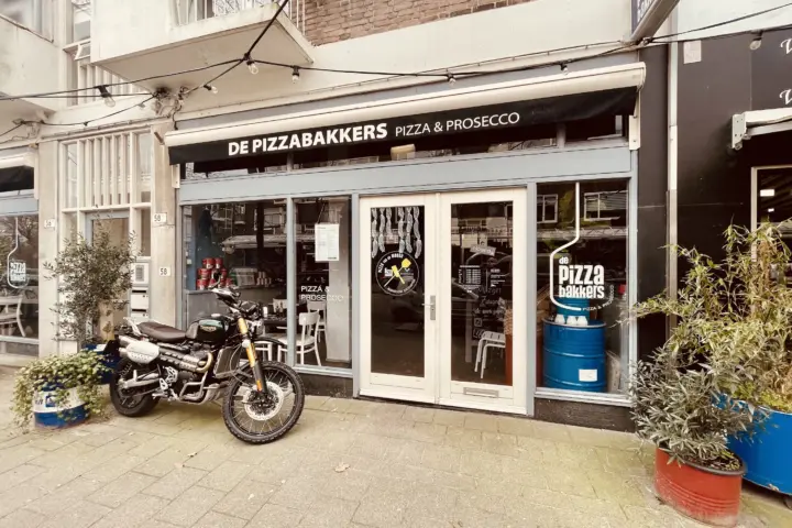 Restaurant De Pizzabakkers Peppelweg in Rotterdam