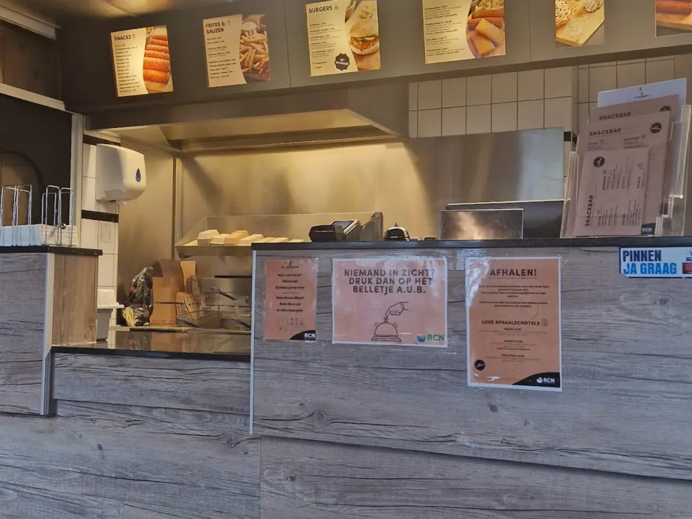 Restaurant De Snackbar in Ouddorp