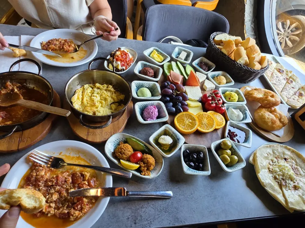 Restaurant Déli Bazar in Rotterdam
