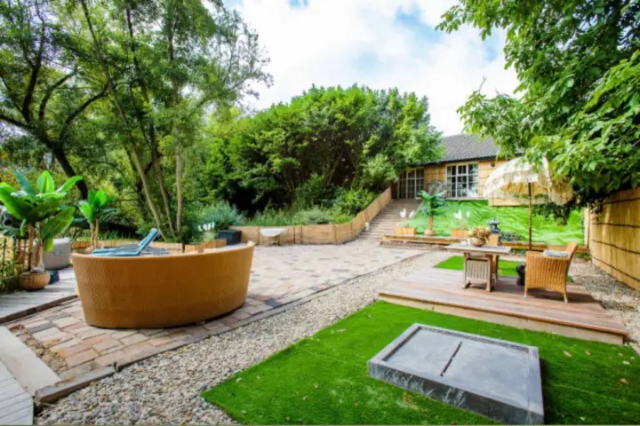 Bed & Breakfast Deshima Wellness & Suites in 's-Hertogenbosch