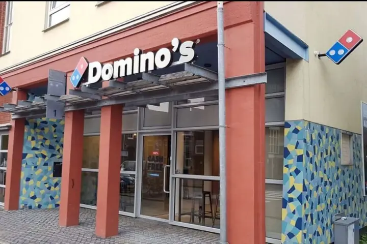 Domino's Pizza Groningen - Floresstraat - Korrewegwijk in Groningen