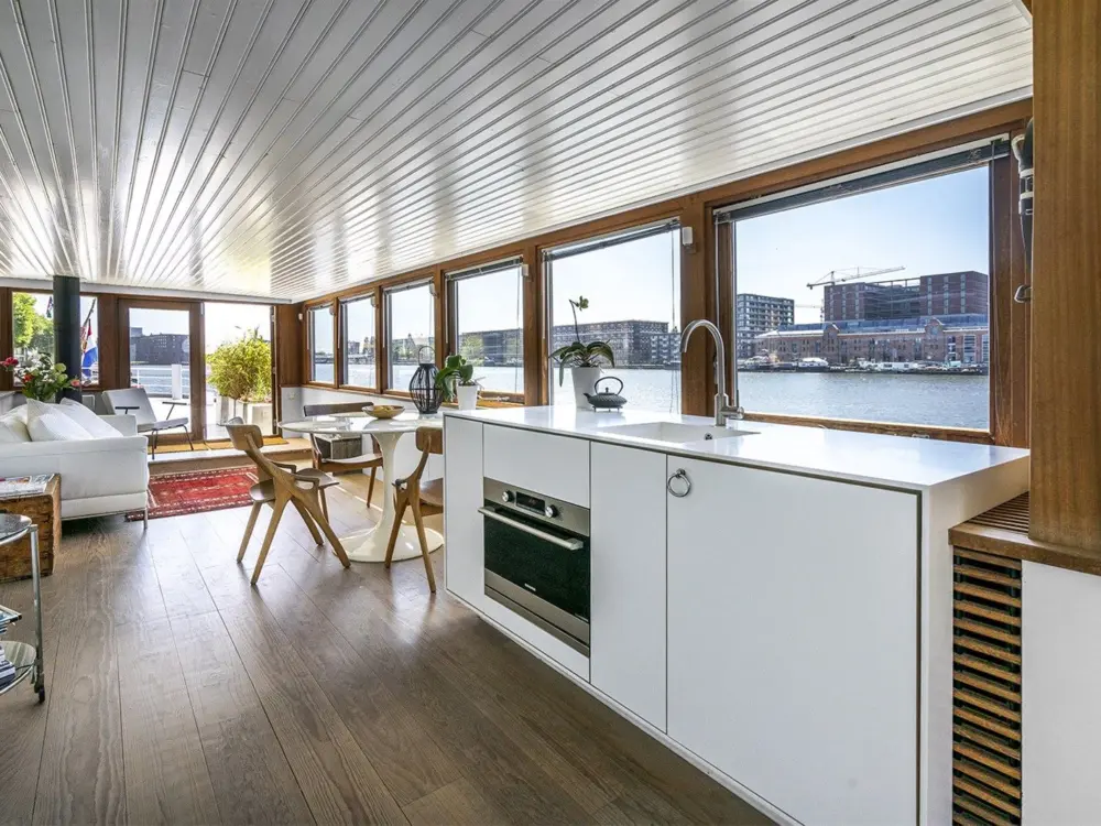 Dreamship Somoya - B&B Boat Amsterdam in Amsterdam