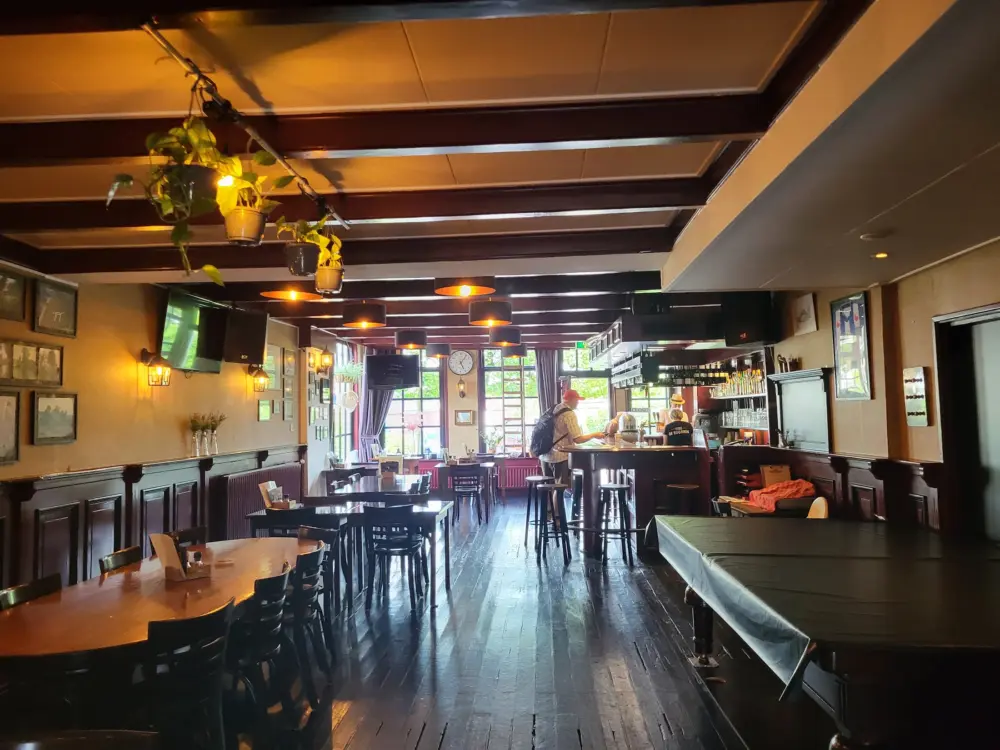Restaurant Eetcafé de Buorren in Uitwellingerga