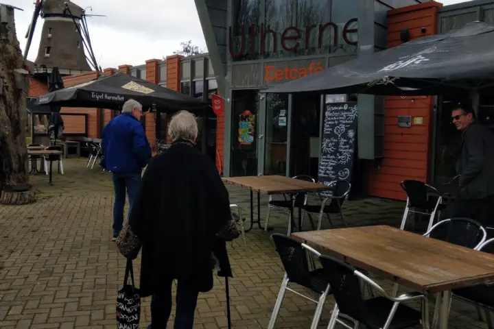 Restaurant Eetcafé De Útherne in IJlst