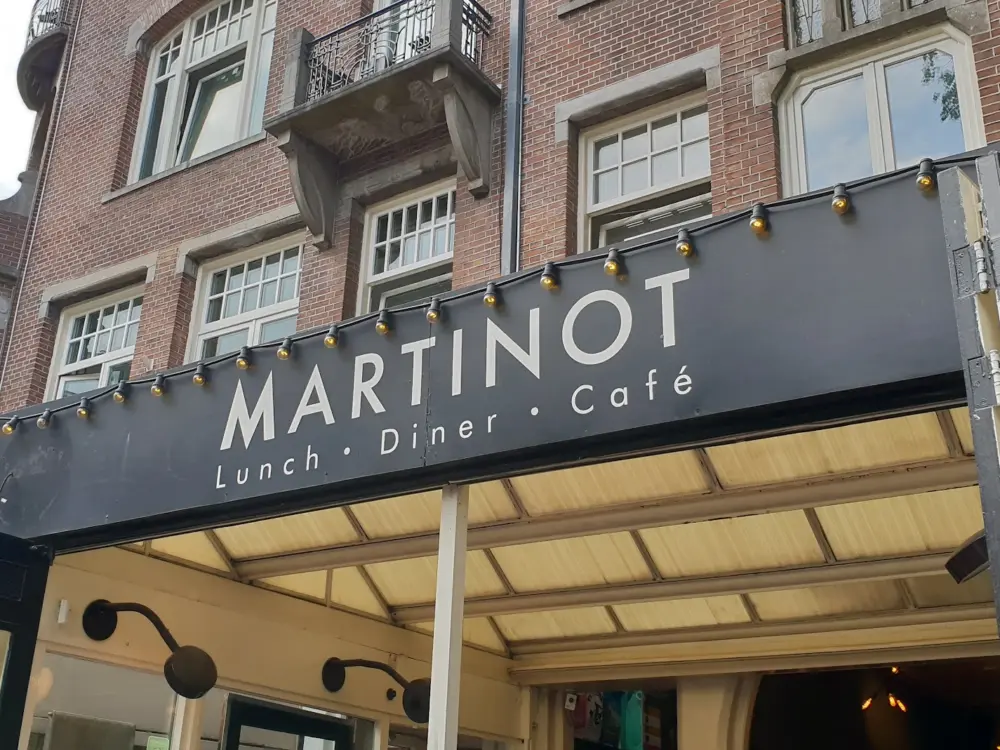 Restaurant Esh Pitabar in Amsterdam