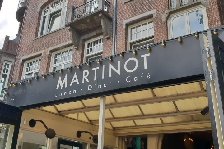 Restaurant Esh Pitabar in Amsterdam