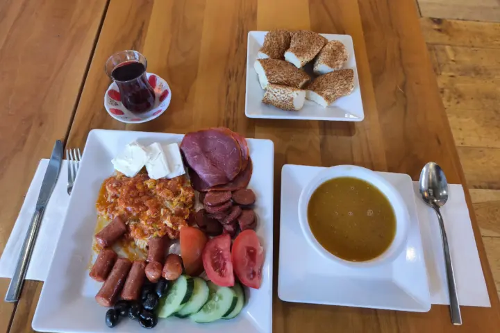Florya Restaurant & Cafe in Amsterdam