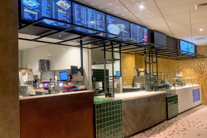 Restaurant foodcourt 42 in Renesse