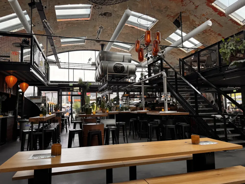 Restaurant Foodhall MOUT in Hilversum