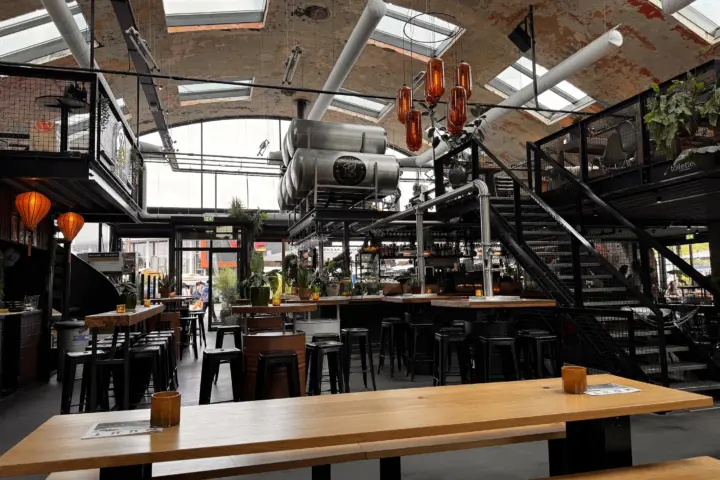 Restaurant Foodhall MOUT in Hilversum
