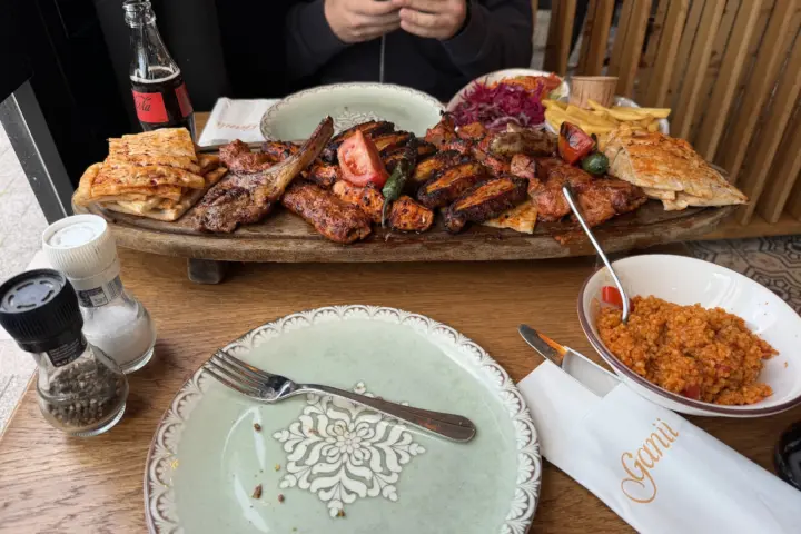 Restaurant Ganii Rotterdam in Rotterdam