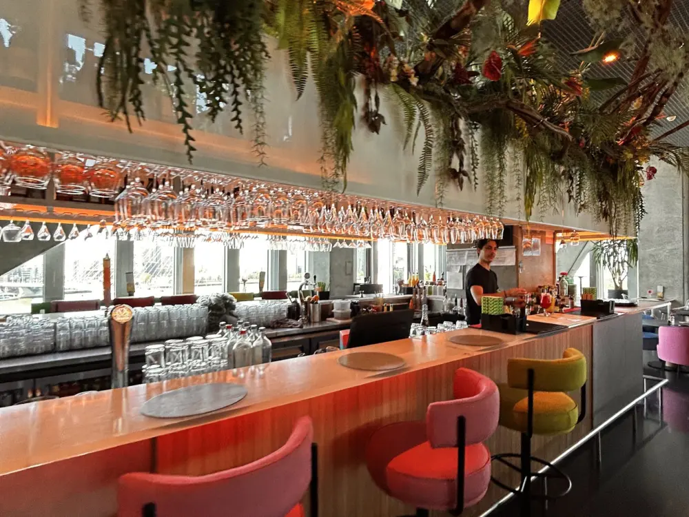 Gastrobar Elvy - nhow in Rotterdam