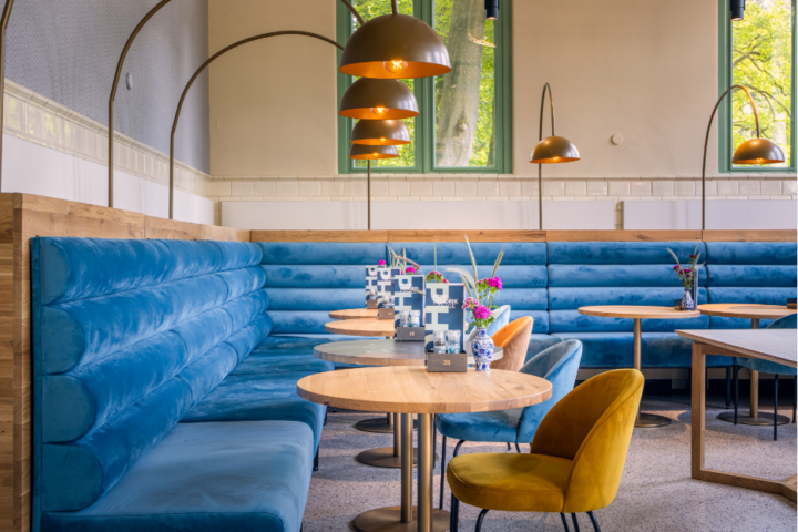 Restaurant Grand café prins Hendrik garage in Apeldoorn