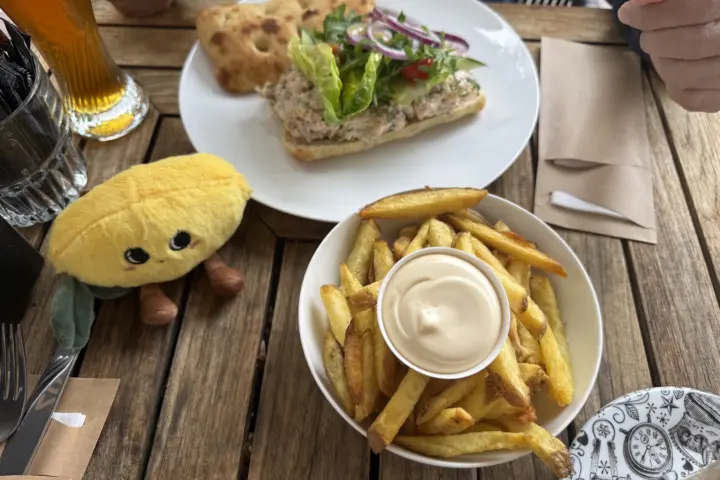Restaurant Grand café prins Hendrik garage in Apeldoorn