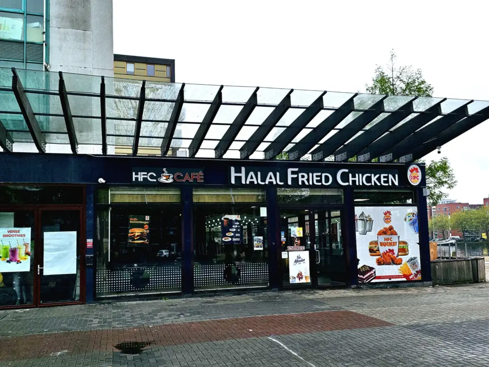 Restaurant Halal Fried Chicken in Amsterdam
