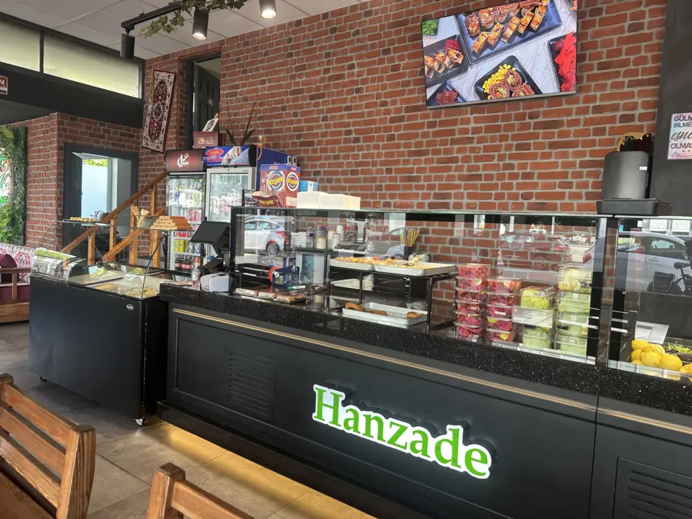 Restaurant Hanzade Çigköfte Schiedam in Schiedam