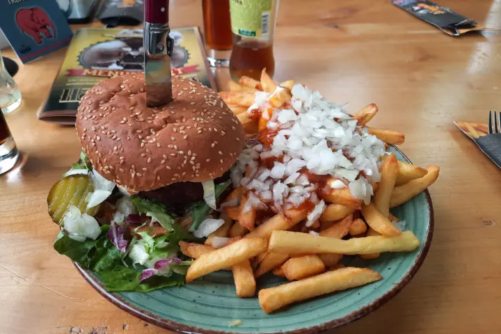 Restaurant Happy Frites Ransdaal in Klimmen