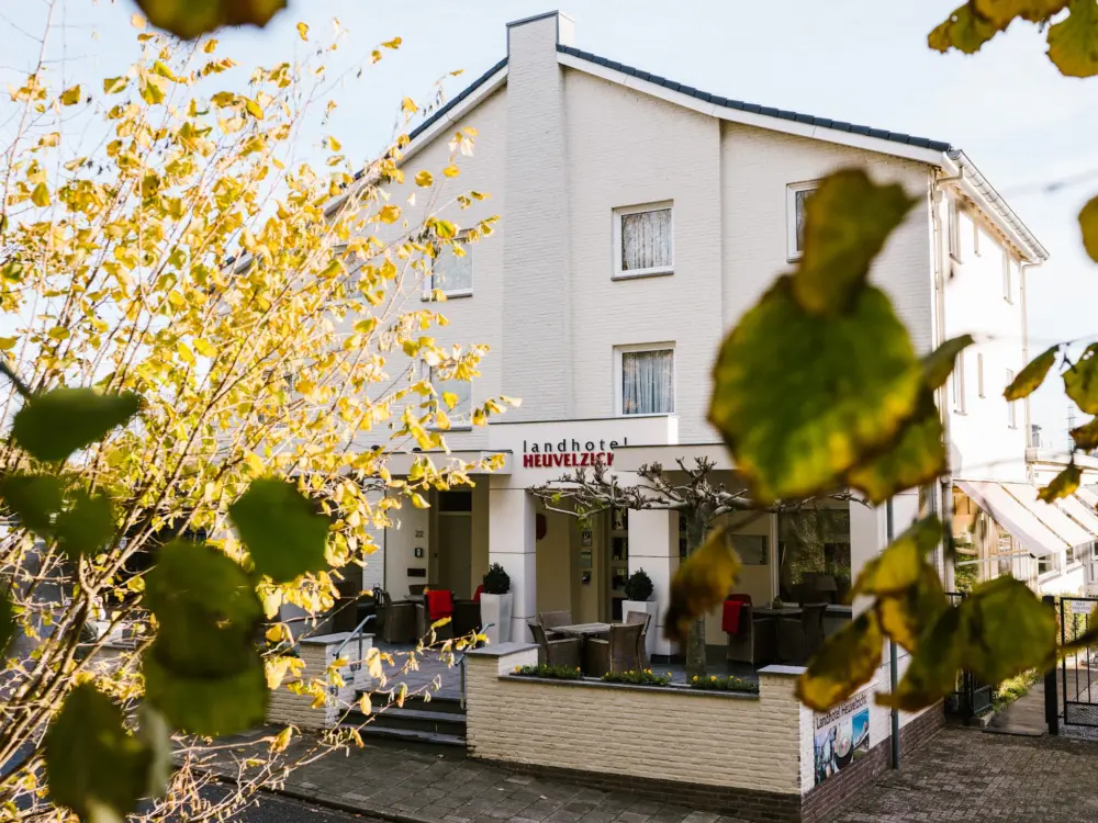 Hotel Heuvelzicht by Rooding in Schin op Geul