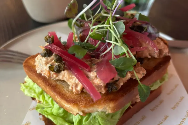 Restaurant Heyú Café in Ouderkerk aan de Amstel