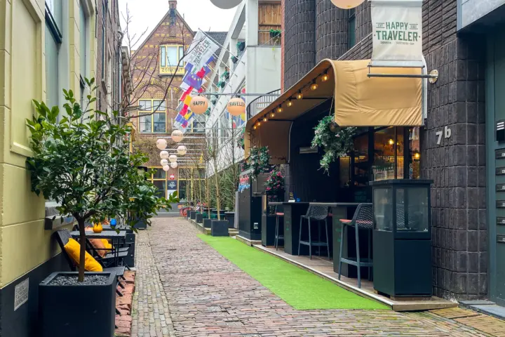 Hotel/Bar The Happy Traveler in Groningen