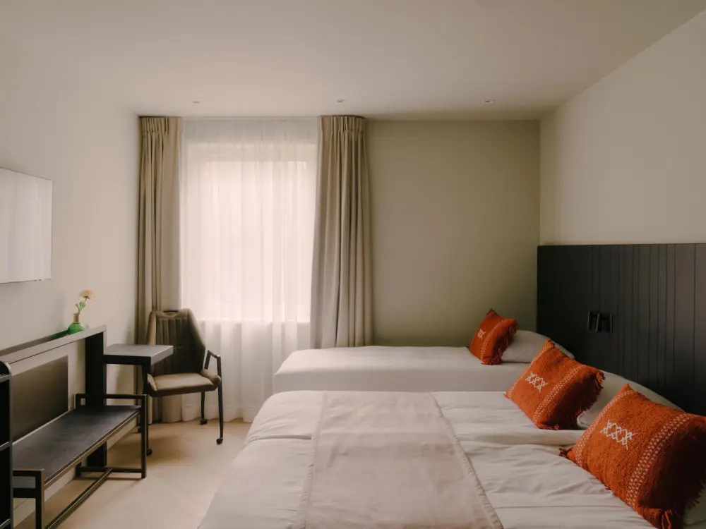 Hotel Herbergh Amsterdam Airport in Badhoevedorp