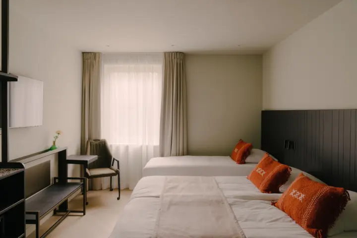 Hotel Herbergh Amsterdam Airport in Badhoevedorp