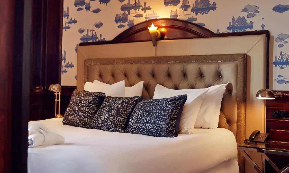 Hotel New York by WestCord in Rotterdam