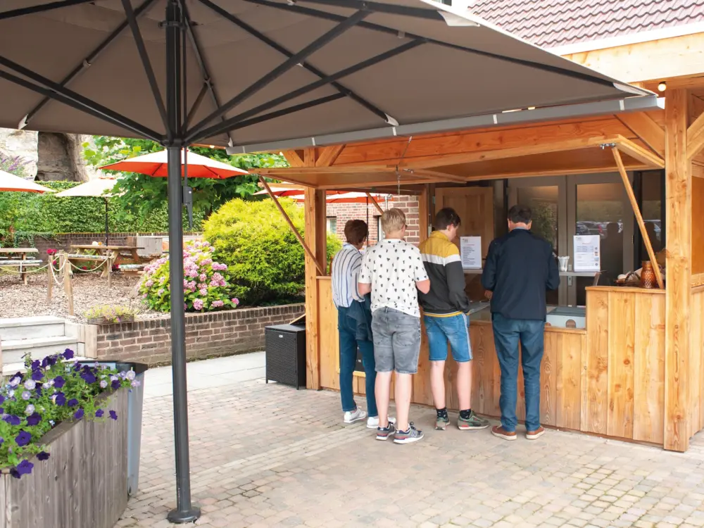 Restaurant IJssalon Bie de groeve in Meerssen