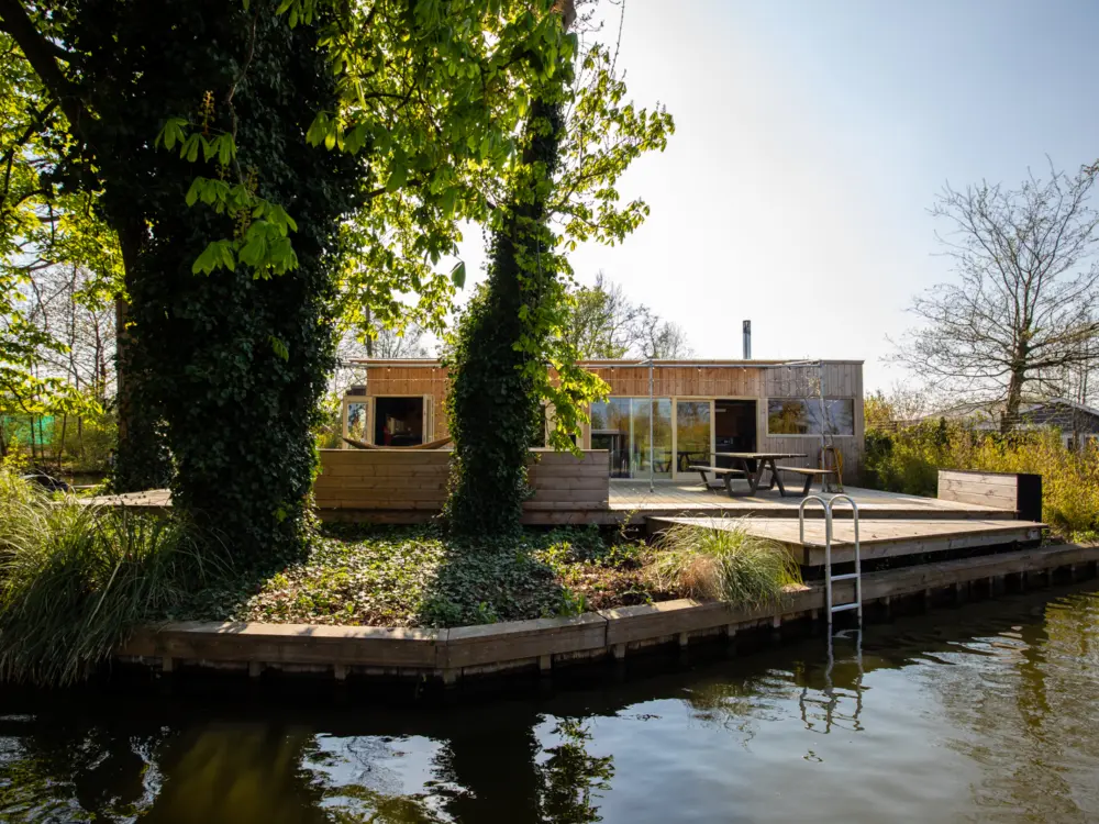 Accommodatie Island Cabin in Rotterdam