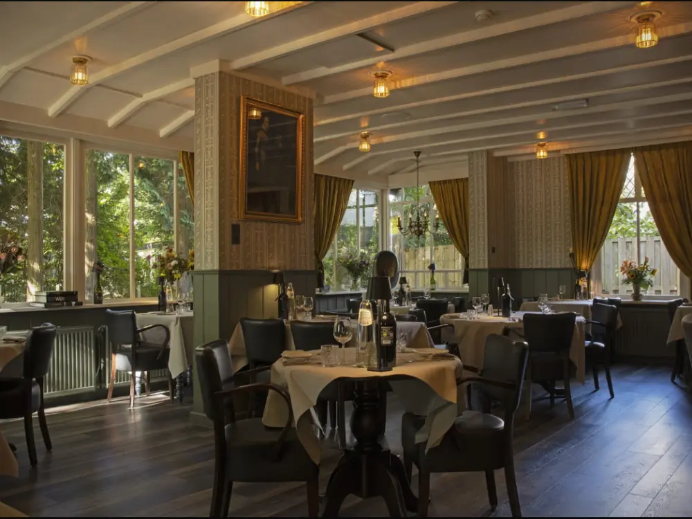 Jachtbar & Restaurant Prins Maurits Loolaan in Apeldoorn