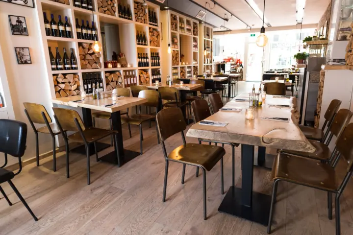 Restaurant La Vespa Laren in Laren