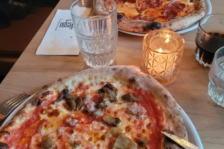 Restaurant La Vespa Laren in Laren