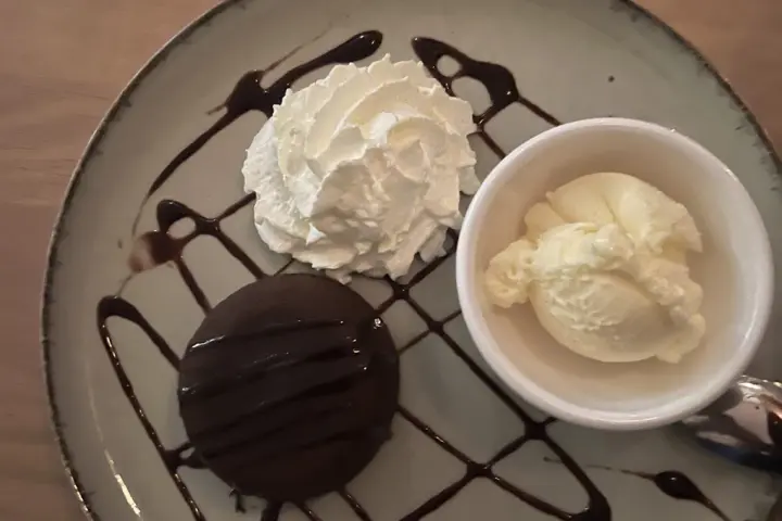 Restaurant La Vespa Laren in Laren