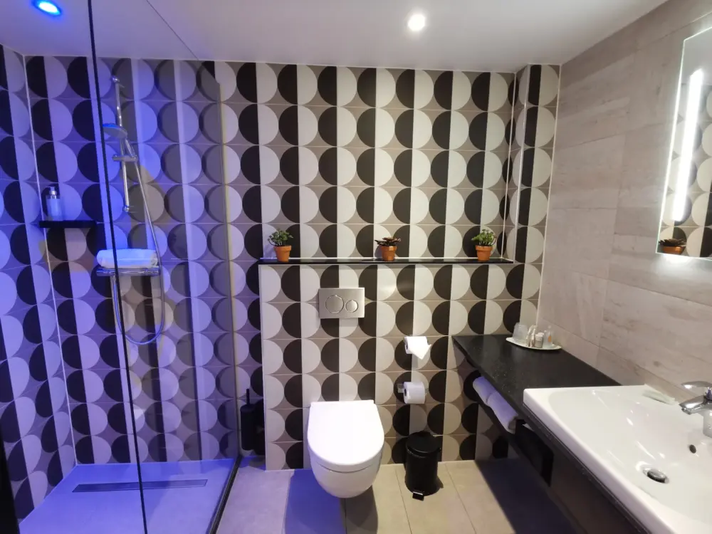 Leonardo Hotel Rotterdam Savoy in Rotterdam