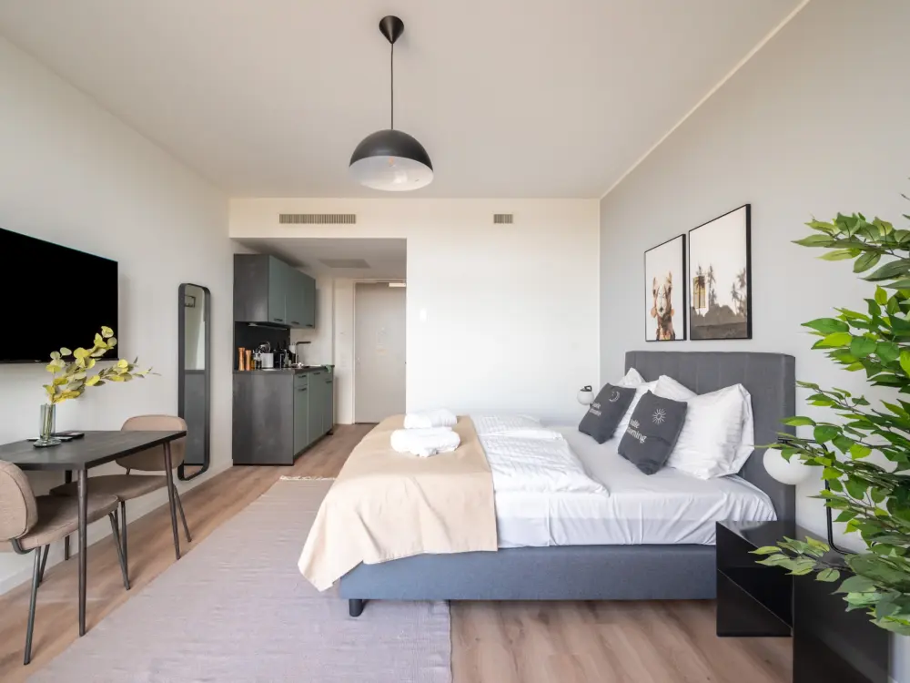 Hotel Limehome Eindhoven Gashouder in Eindhoven