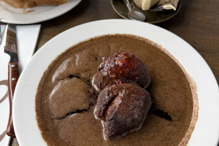 Restaurant Loetje Amsterdam ZuidAs in Amsterdam