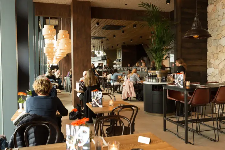 Restaurant Loetje Rotterdam Kop van Zuid in Rotterdam
