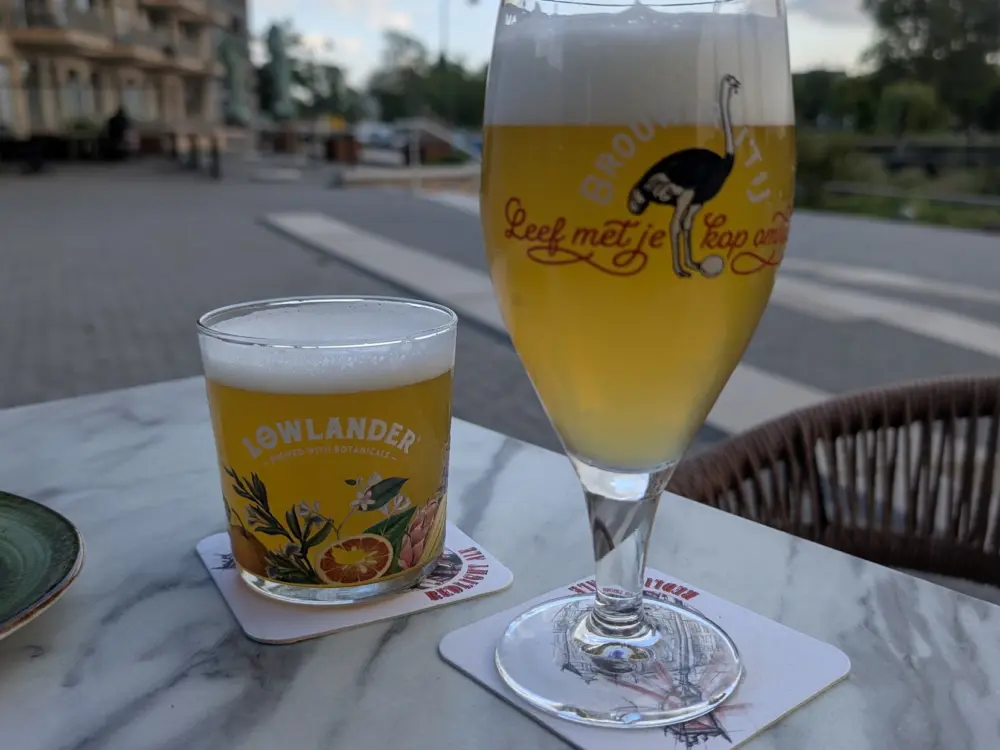 Lola's in Diemen