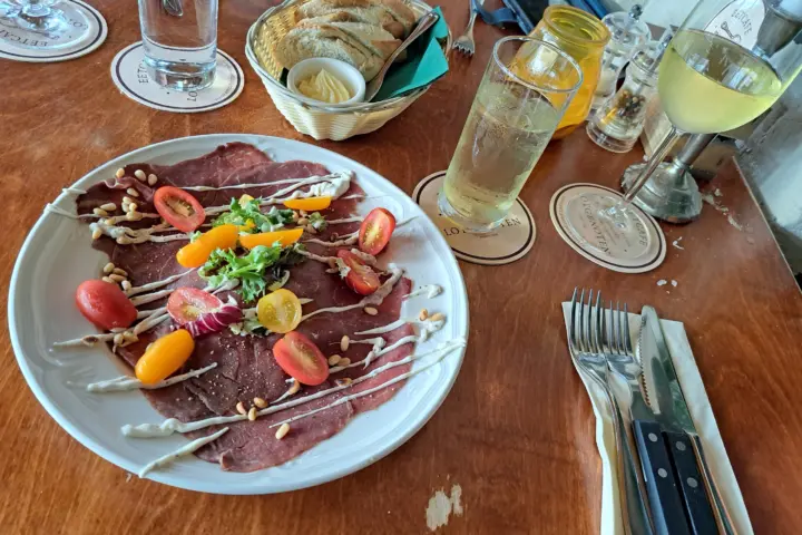 Restaurant Lotgenoten Eetcafé in Duivendrecht