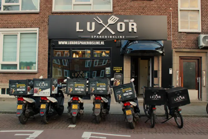 Restaurant Luxor Spareribsline in Rotterdam