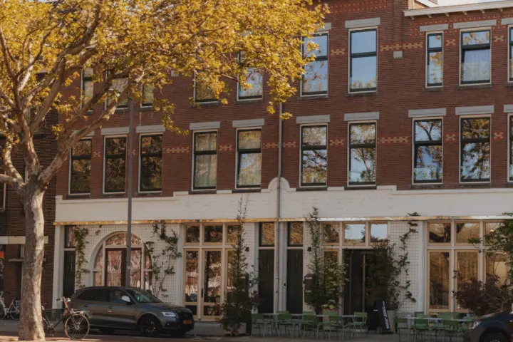 Hotel Man Met Bril Koffie Hotel in Rotterdam