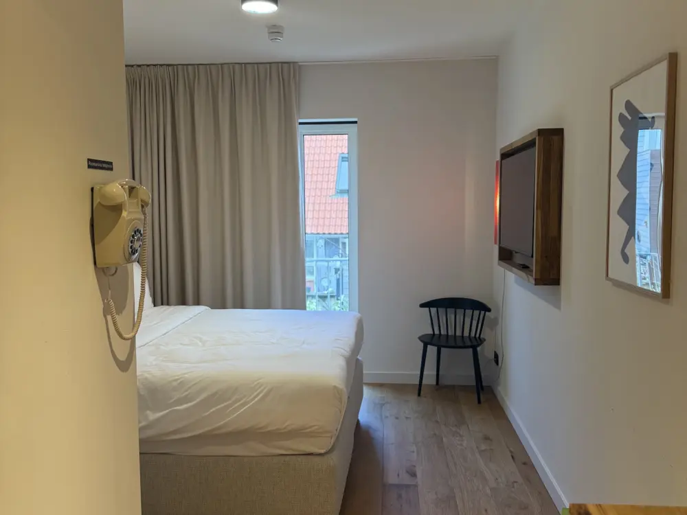 Hotel Man Met Bril Koffie Hotel in Rotterdam