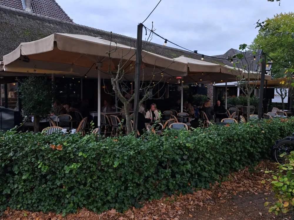 Mauve Restaurant & Bar in Laren