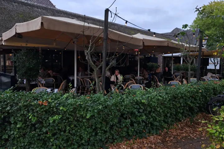 Mauve Restaurant & Bar in Laren