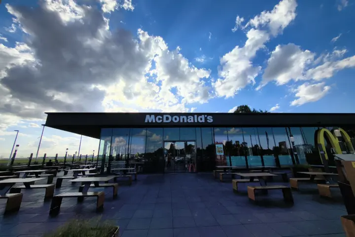 McDonald's Airport Schiphol McDrive Noord in Schiphol
