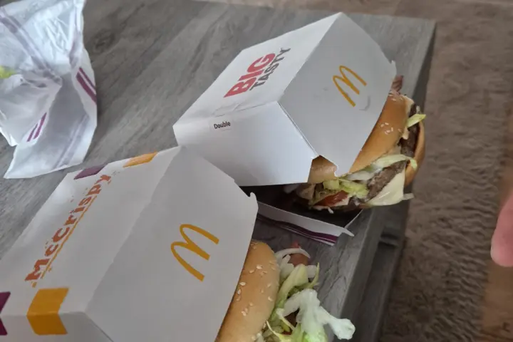 McDonald's Rotterdam Groene Hilledijk in Rotterdam